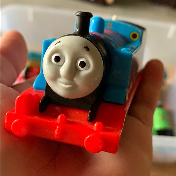 THOMAS SODOR RACE DAY Trackmaster Train Engine - Picture 1 of 14